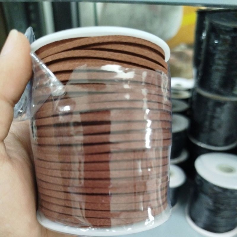 1 cuộn dây da lộn 2mm , dây da nhung, dây nhung làm vòng, dây đan vòng tay, vòng cổ