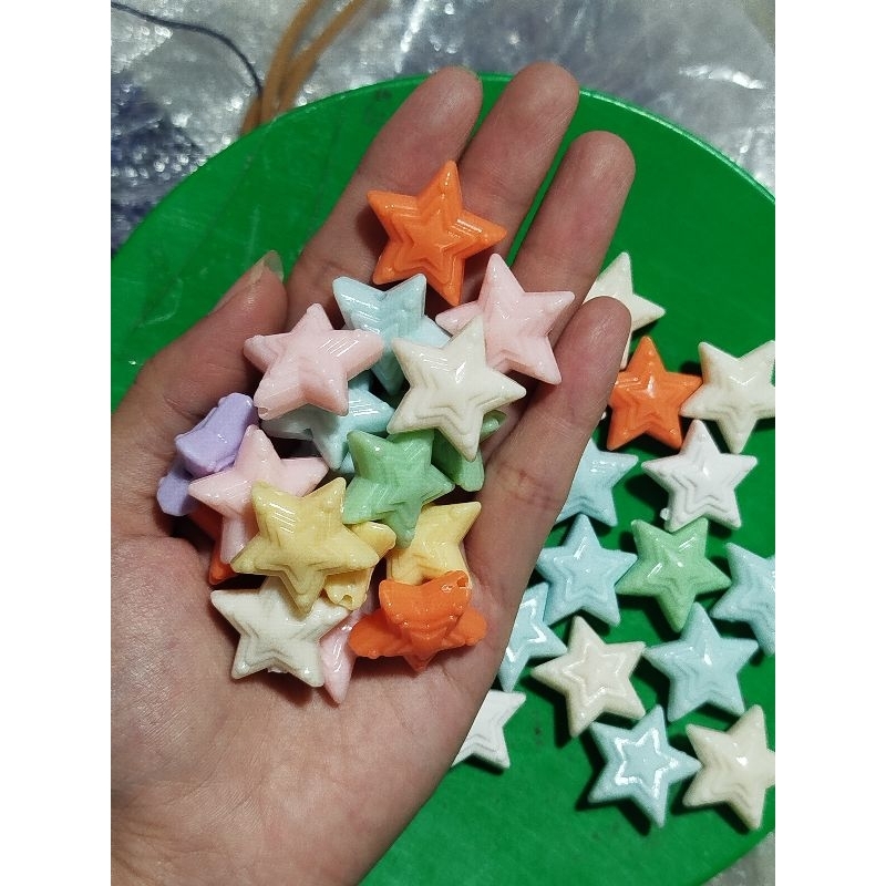 50gam(cỡ 20cái) charm có lỗ xỏ sao nhiều tầng