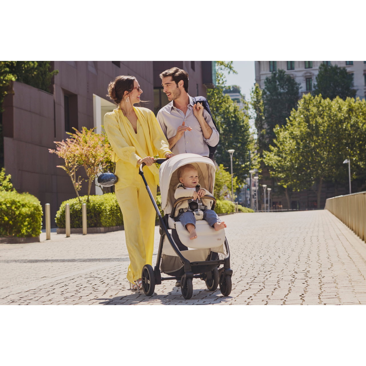 Xe đẩy 2 chiều gấp gọn tự động Bellagio - Màu be ánh kim
