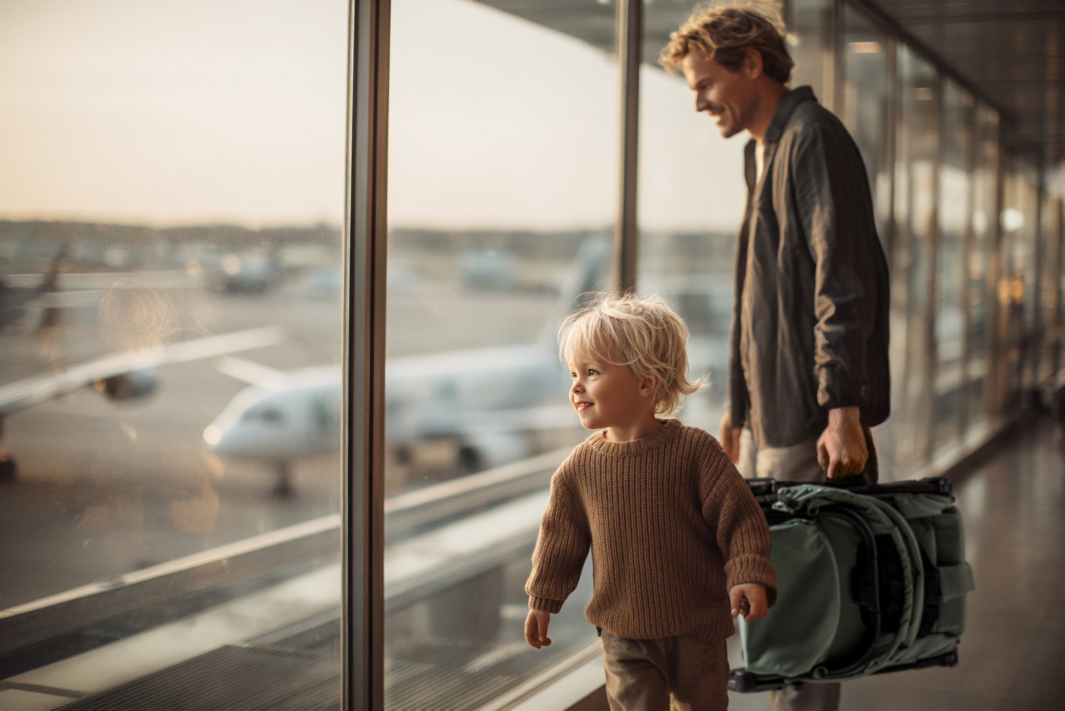 Xe đẩy du lịch Chicco Aero We - Màu ghi yến mạch