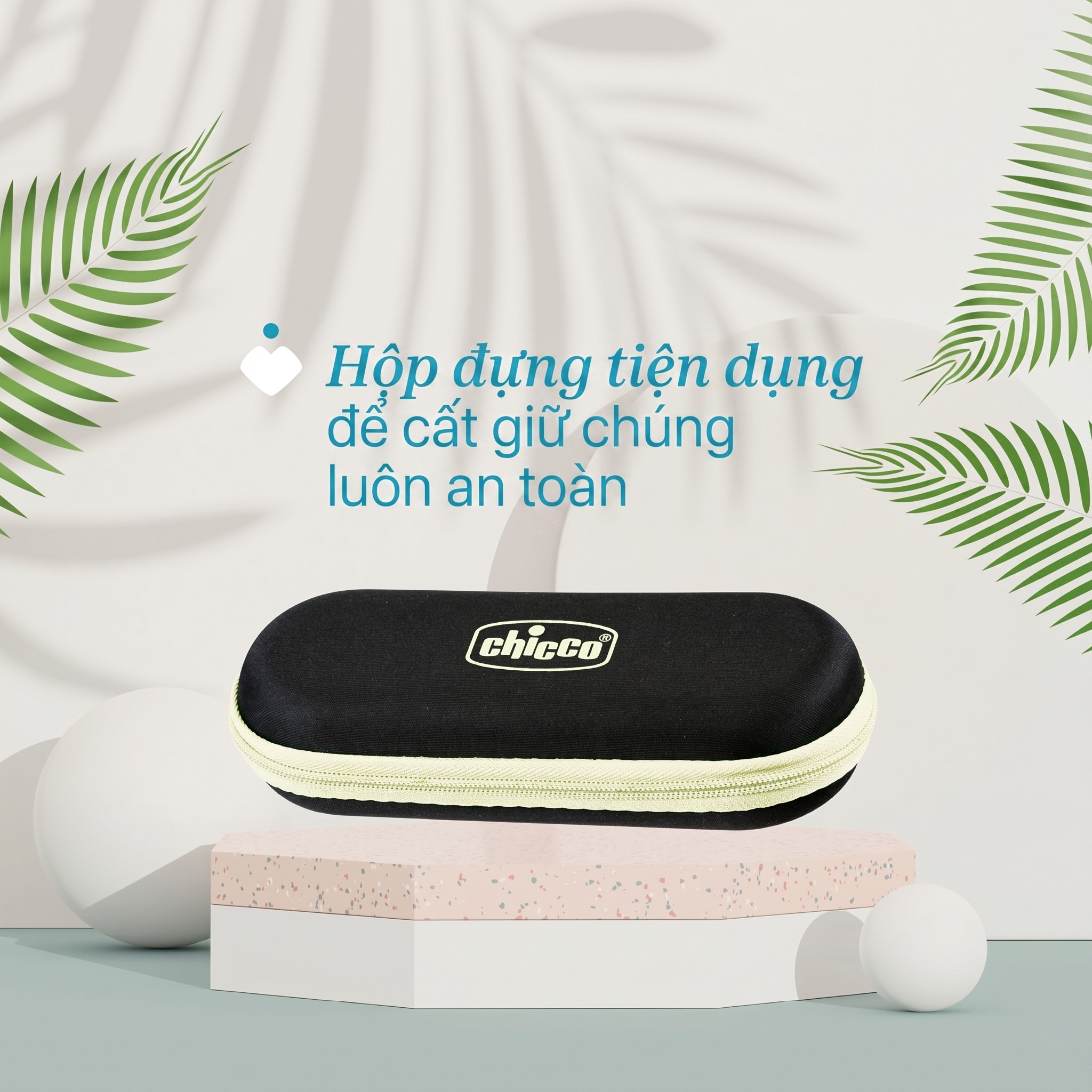 Kính mát chống tia UV tráng gương Chicco màu xanh aqua 24M+