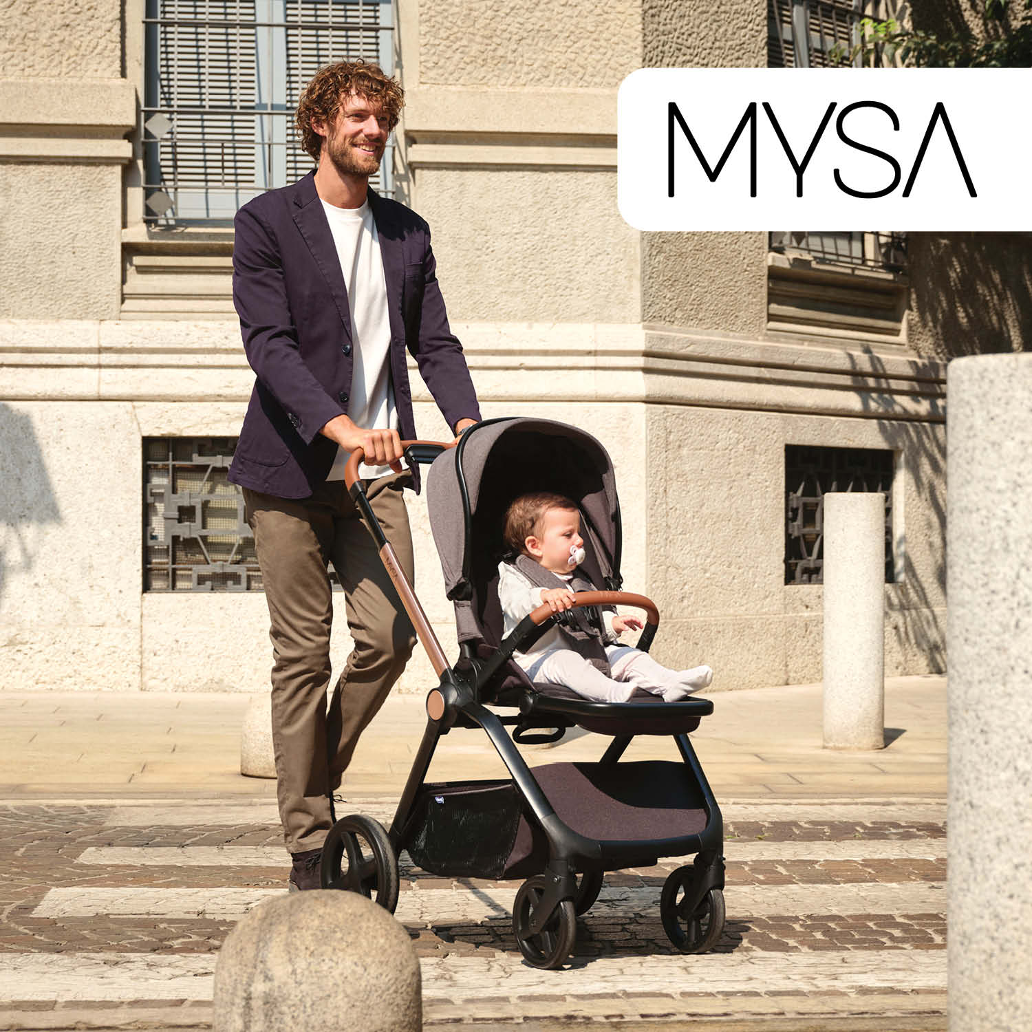 Xe đẩy thời trang Chicco Premium Mysa - Màu Đen Satin