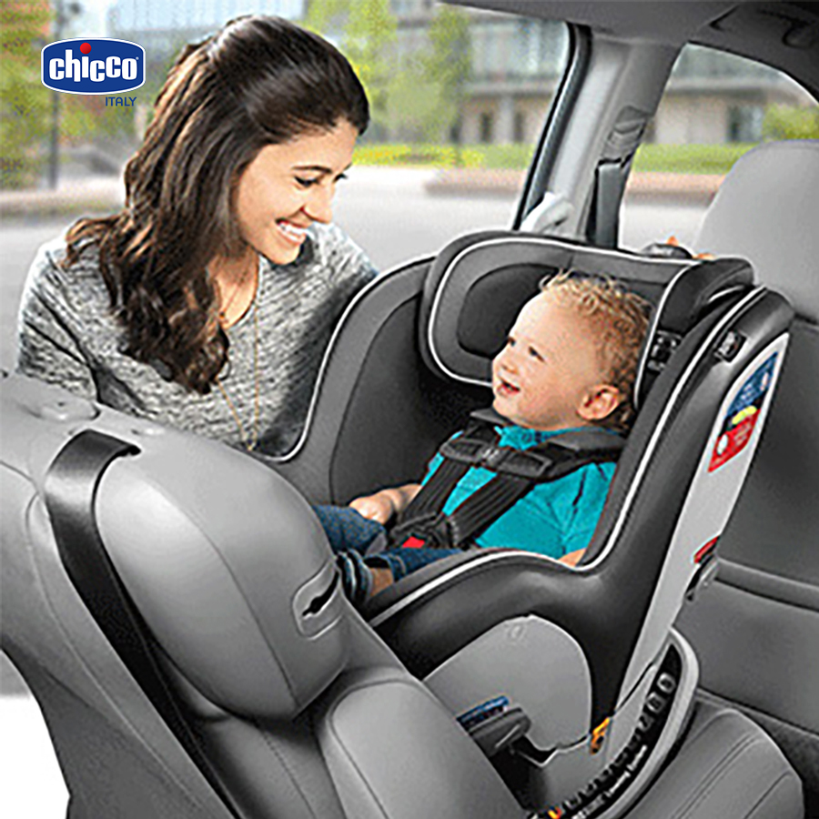 Ghế ngồi ô tô từ sơ sinh Chicco NextFit Zip Đen Carbon