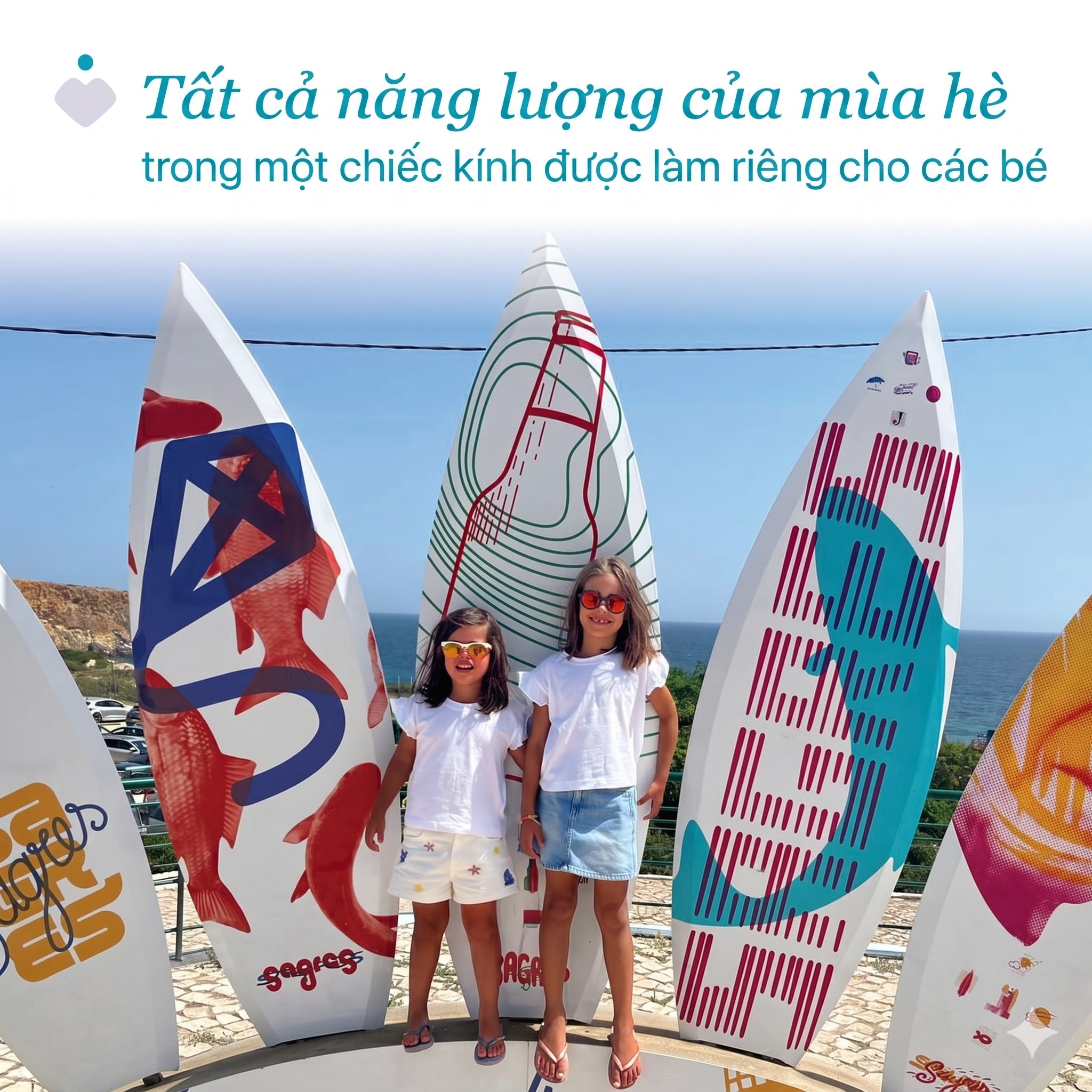 Kính mát chống tia UV tráng gương Chicco màu đỏ cherry 36M+