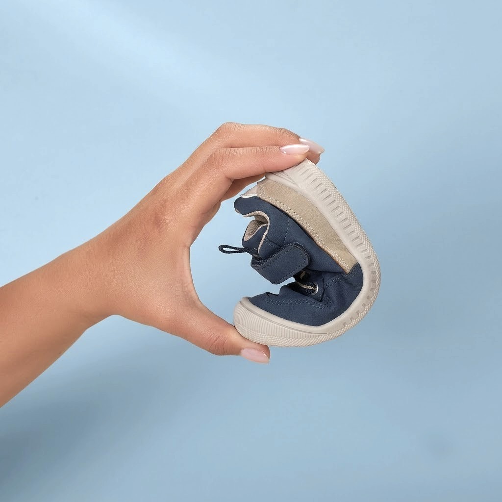 Giày tập đi trẻ em barefoot Chicco Caliban màu xanh navy