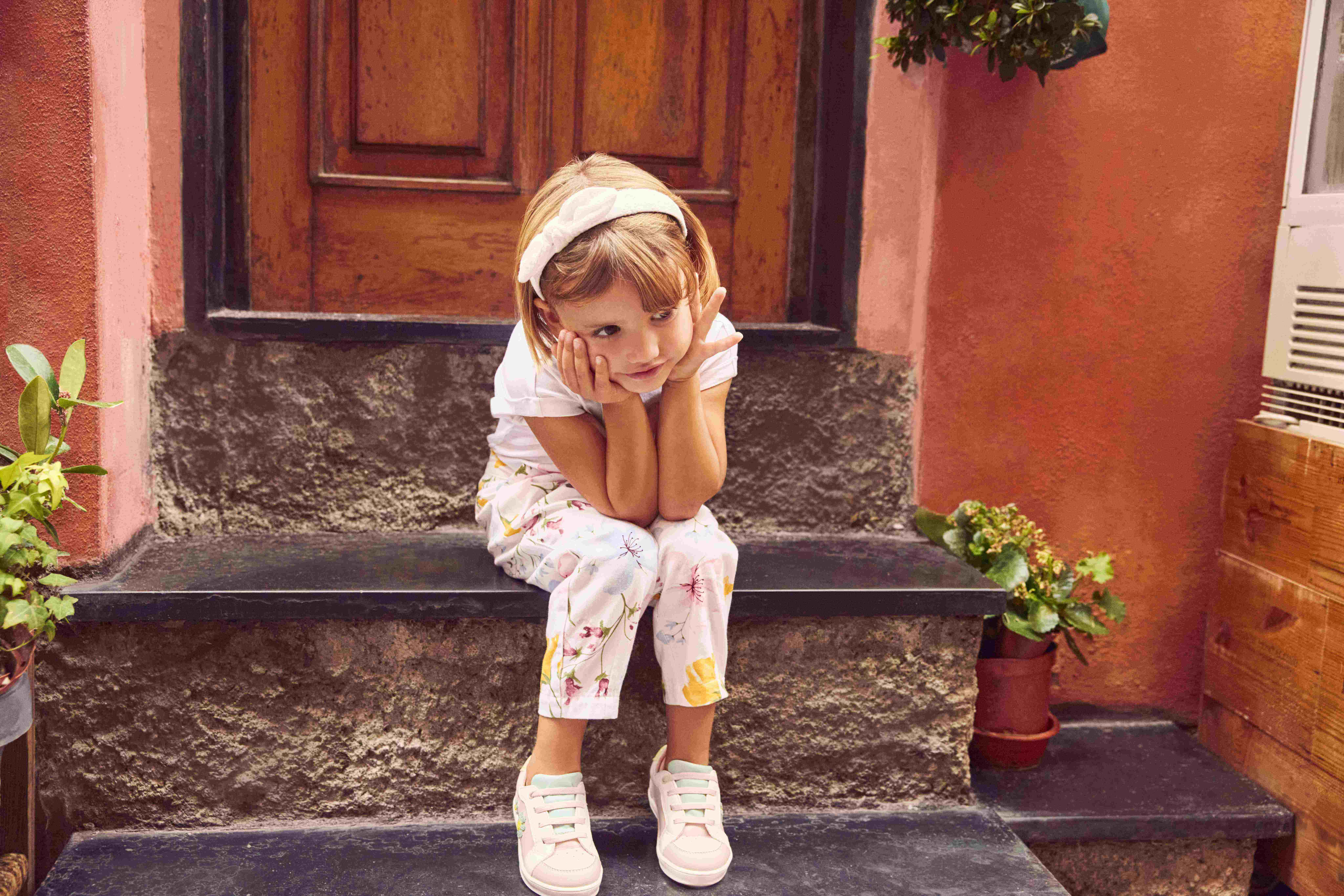 Giày tập đi trẻ em Chicco Carolin màu hồng