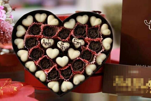 Hộp Socola Valentine Tp Hòa Bình - Quà Tặng 14/2. Giao Miển Phí tận Nơi