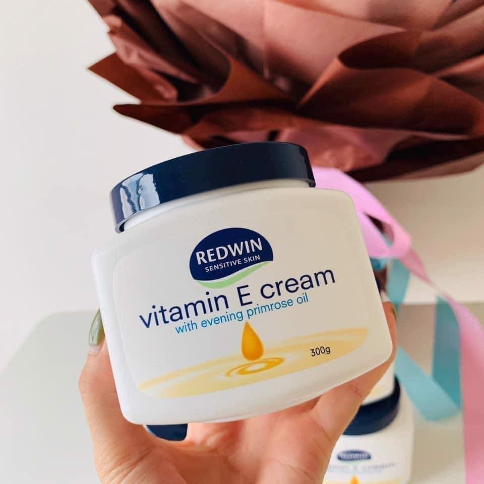 Kem Dưỡng Da Mềm Mịn Redwin Vitamin E Cream 300g Úc