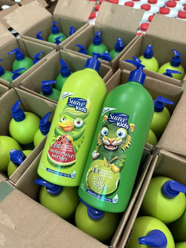 Sữa tắm gội xả Suave Kids 3 in 1 mẫu mới chai có vòi 1.8 Lít