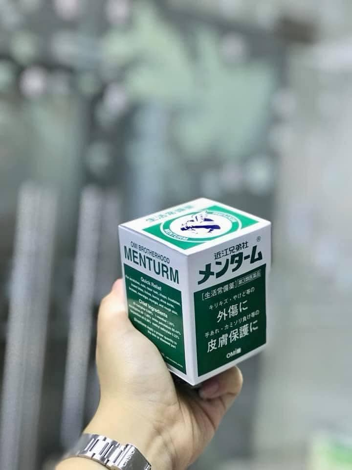 Dầu Cù Là Menturm Omi Nhật Bản 85gr