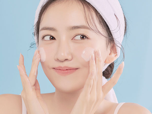 VÌ SAO CẦN SKINCARE, ĐẶC BIỆT LÀ THỜI ĐIỂM GIAO MÙA?