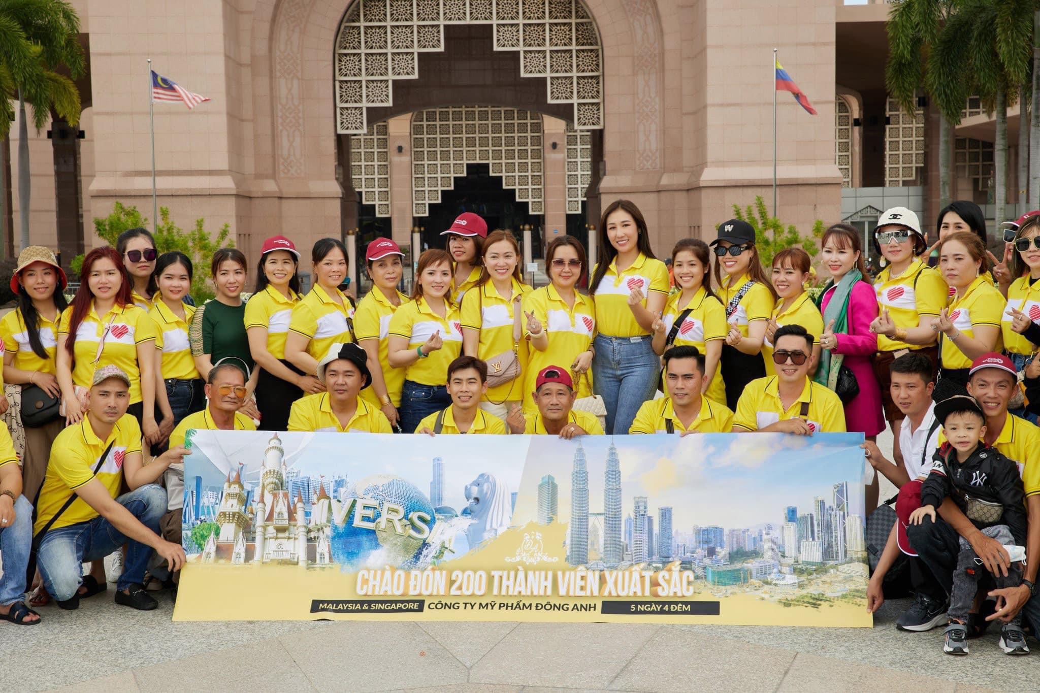 CÙNG CÁC THÀNH VIÊN XUẤT SẮC DU LỊCH TẠI MALAYSIA - SINGAPORE (5 NGÀY 4 ĐÊM)