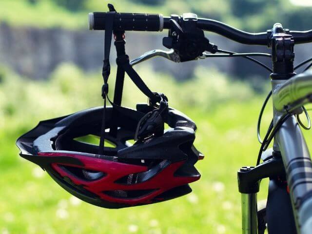 mu-bao-hiem-xe-dap-dia-hinh-su-lua-chon-an-toan-cho-nhung-chuyen-phieu-luu-day-t