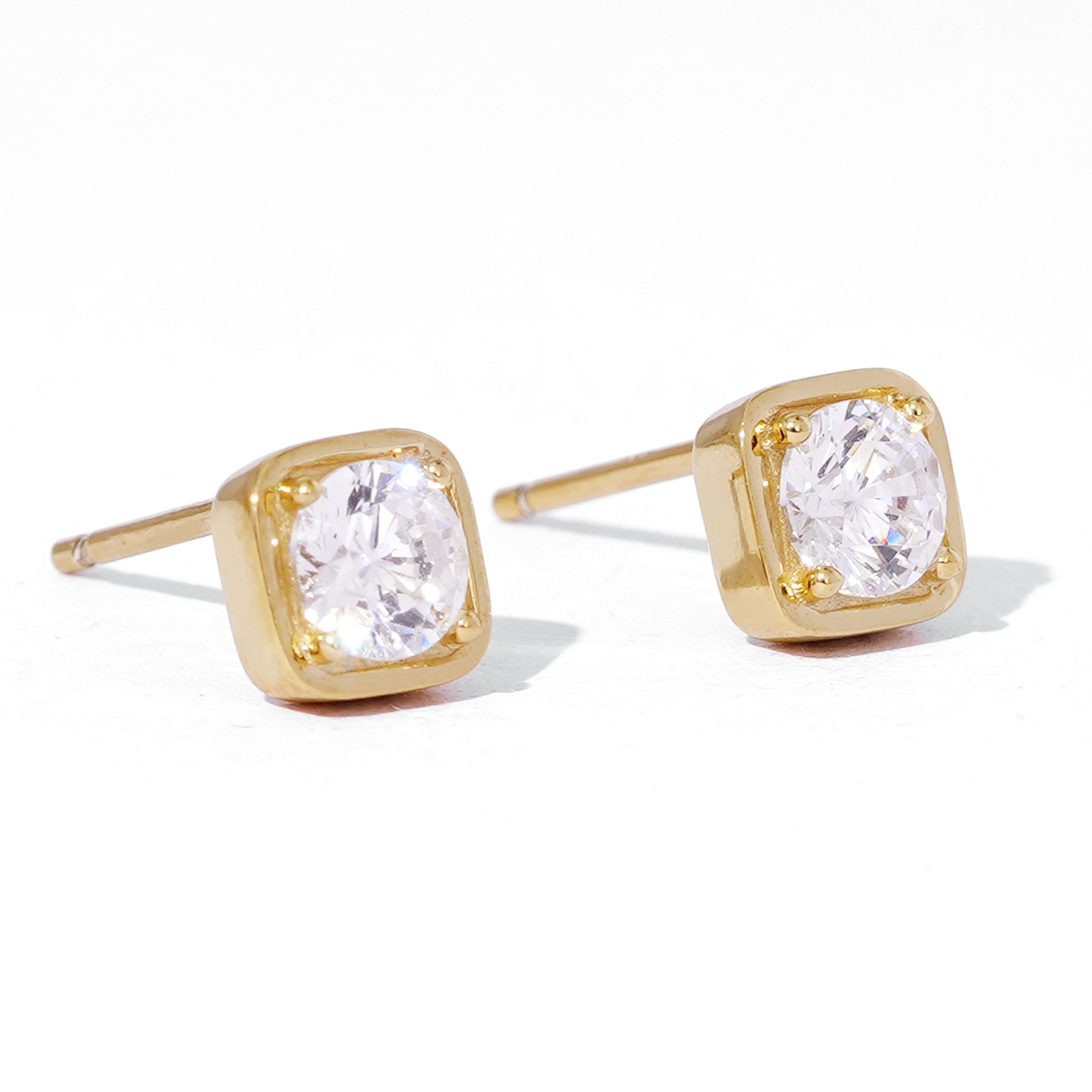 Khuyên Nụ Bạc Vuông Square CZ Stud