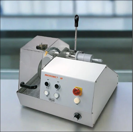 Micromet Manual & S.A. – Máy cắt mẫu thủ công và bán tự động cho phòng thí nghiệm luyện kim