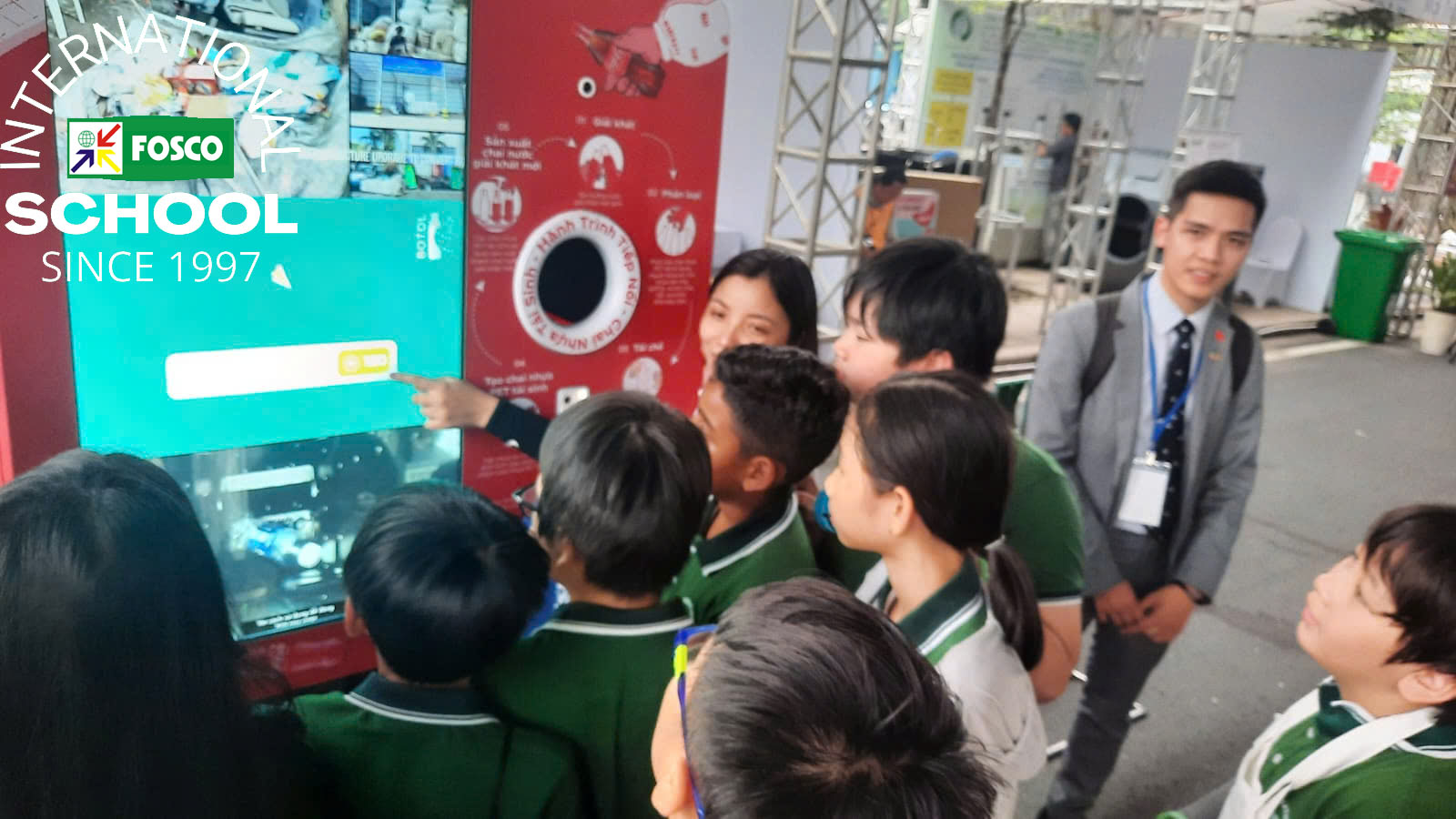 The Grade 5 Class had the opportunity of going on a sight-seeing trip that turned to be a great learning activity