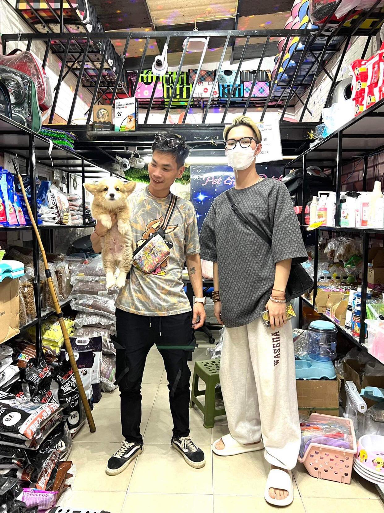 Tắm thú cưng