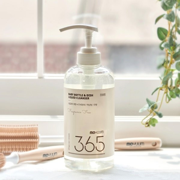 Nước Rửa Bình Và Rau Củ Quả Moyuum 365 Hàn, 600Ml