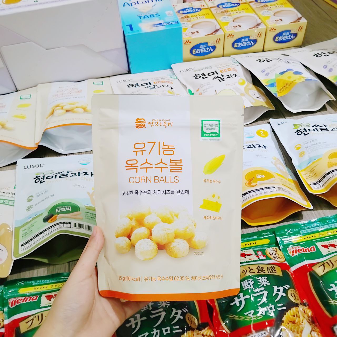 Bánh ngô gạo lứt vị phô mai Well&Good Hàn Quốc, 25g (6M+)