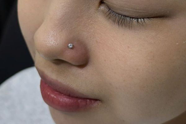 Ảnh 2 vị trí xỏ khuyên được bạn nữ yêu thích TinyBox - 11/2024