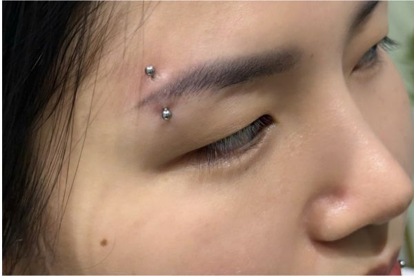 Ảnh 2 vị trí xỏ khuyên được bạn nữ yêu thích TinyBox - 11/2024