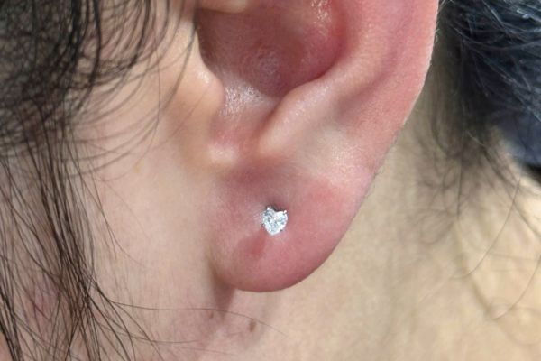 Xem ngay "điểm xỏ đẹp" của vị trí Lobe trên tai các bạn nữ