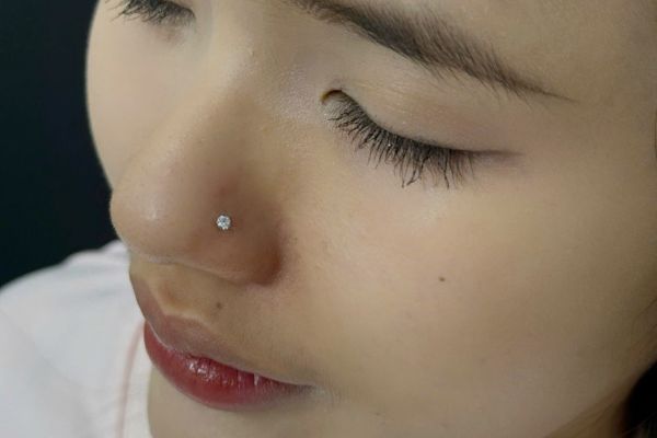 Ảnh 2 vị trí xỏ khuyên được bạn nữ yêu thích TinyBox - 11/2024