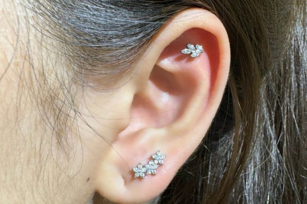 Ảnh xỏ Lobe