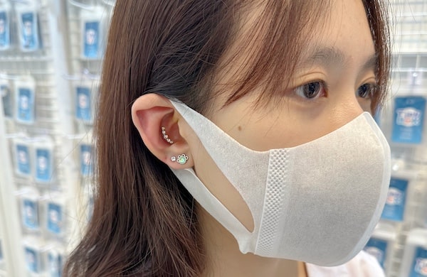 Bấm lỗ tai đẹp cho nữ