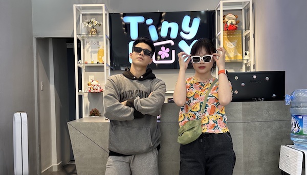 bông tai hình tròn Unisex 