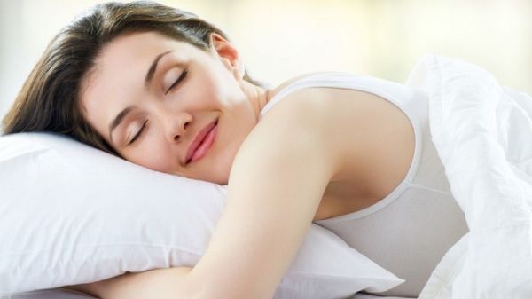 Hết đau vẫn cần "kỷ luật"! Cách chăm sóc lỗ xỏ tránh sẹo lồi
