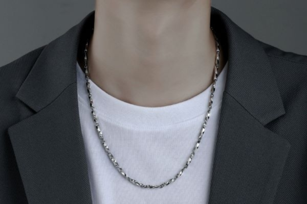 Dây chuyền cho nam 2 size, dễ mix đồ