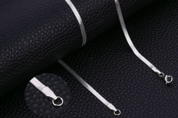 Dây chuyền cho nam giới giá tốt