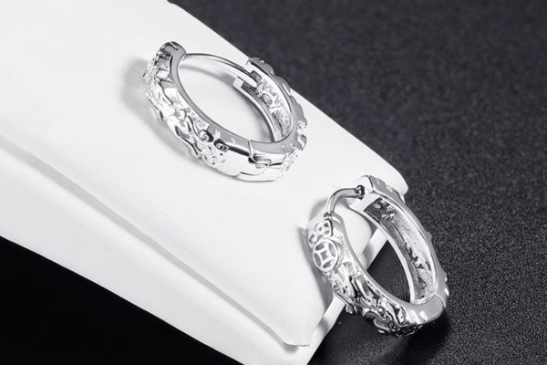 Khuyên tai tròn họa tiết đồng xu