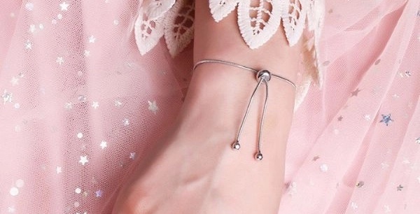  lắc tay nữ làm quà tặng