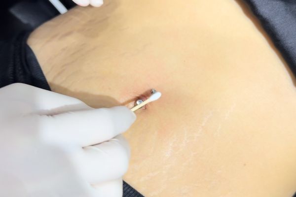 Sau sinh bao lâu xỏ khuyên được?