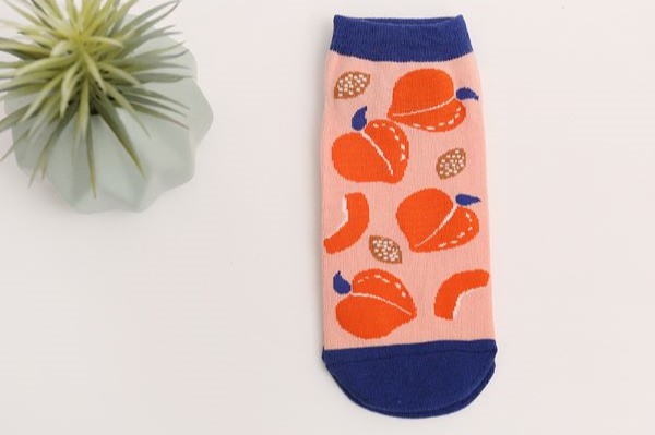 Tất ngắn phối hình trái đào - Peach 