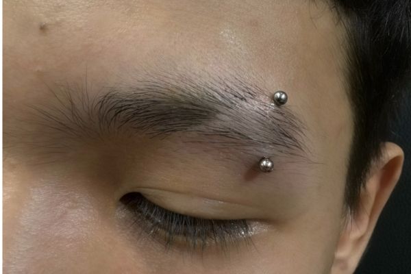 Top 3 vị trí xỏ khuyên trên mặt được lựa chọn nhiều nhất 5/2024
