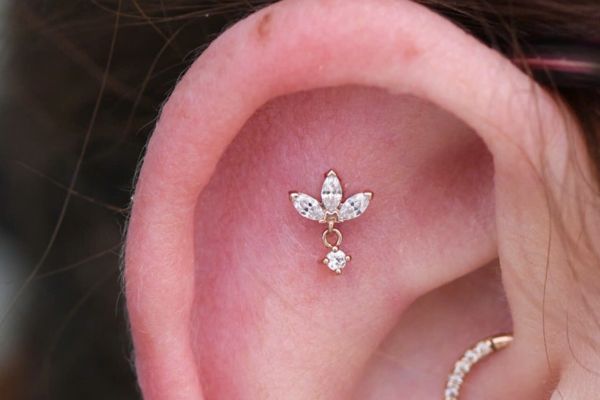 Xỏ Flat bao nhiêu tiền? Xỏ ở đâu uy tín tại Sài Gòn?