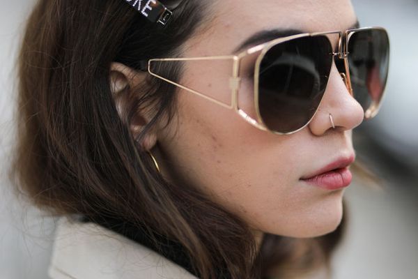 Xỏ khuyên cánh mũi kiêng gì? xỏ khuyên cánh mũi đau không