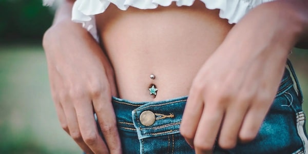 Cách chữa xỏ khuyên rốn bị lồi thịt hiệu quả và đơn giản tại nhà