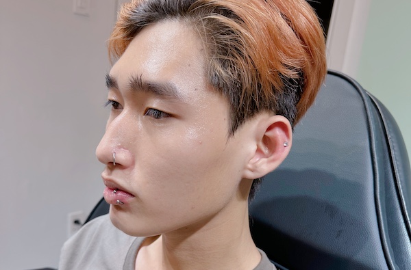 hình ảnh xỏ khuyên môi - hình ảnh xỏ khuyên mũi