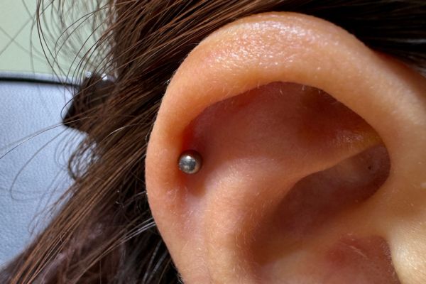 xỏ sụn tai - xỏ helix