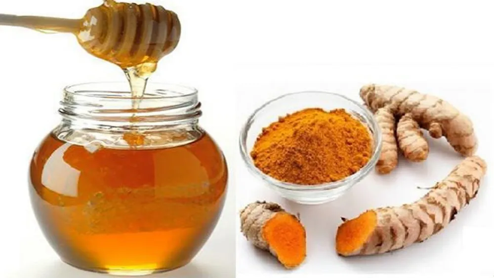 Mặt nạ nghệ và mật ong