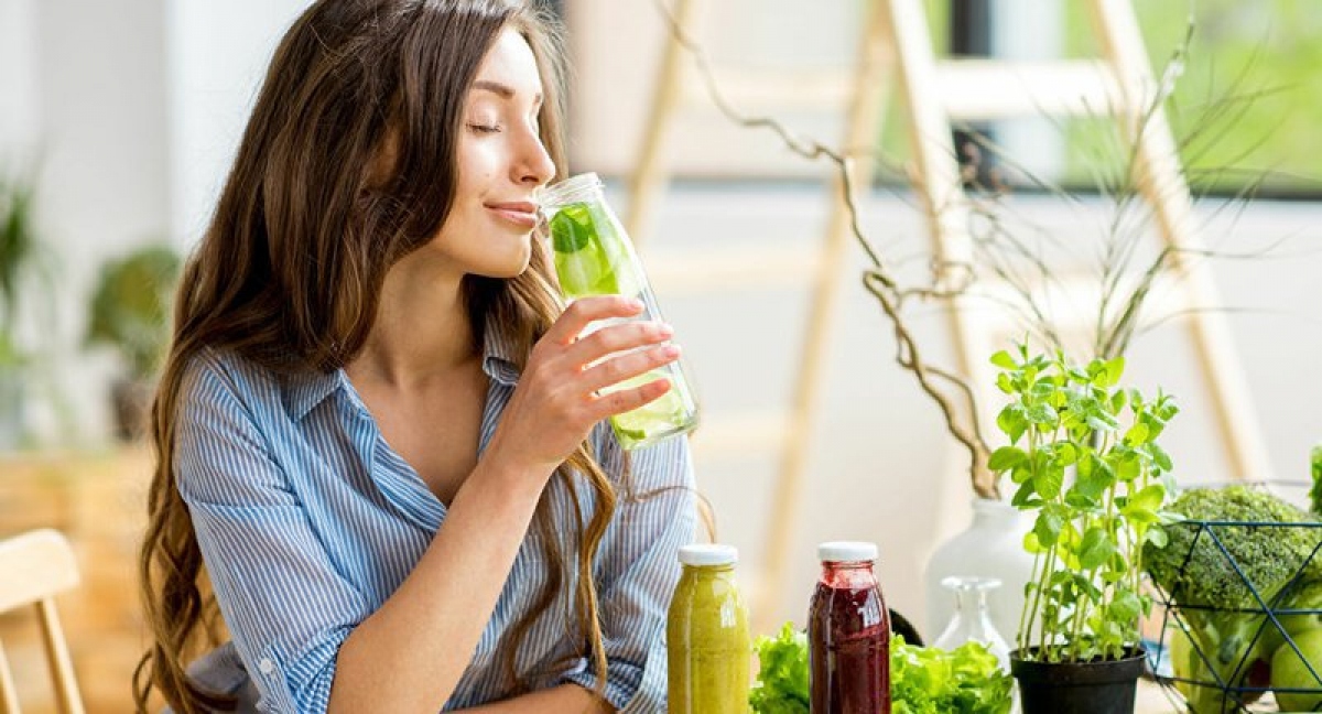 Chế độ ăn uống lành mạnh là chìa khóa để loại bỏ mụn ẩn hiệu quả