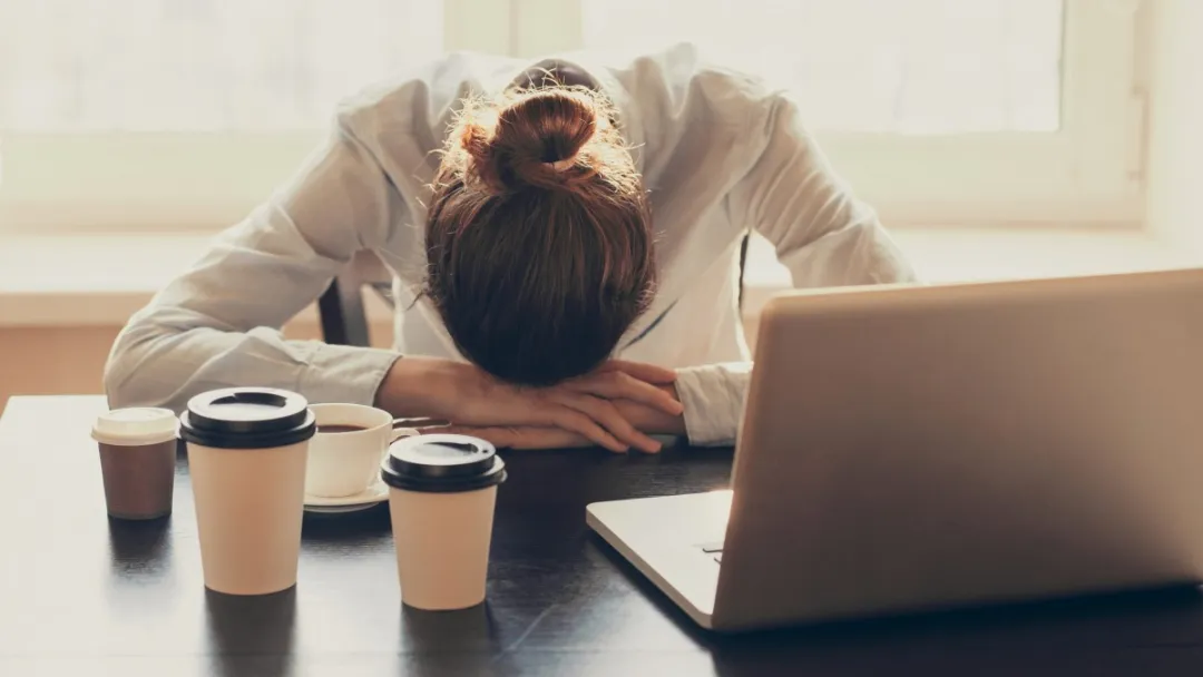 Do áp lực công việc và cuộc sống