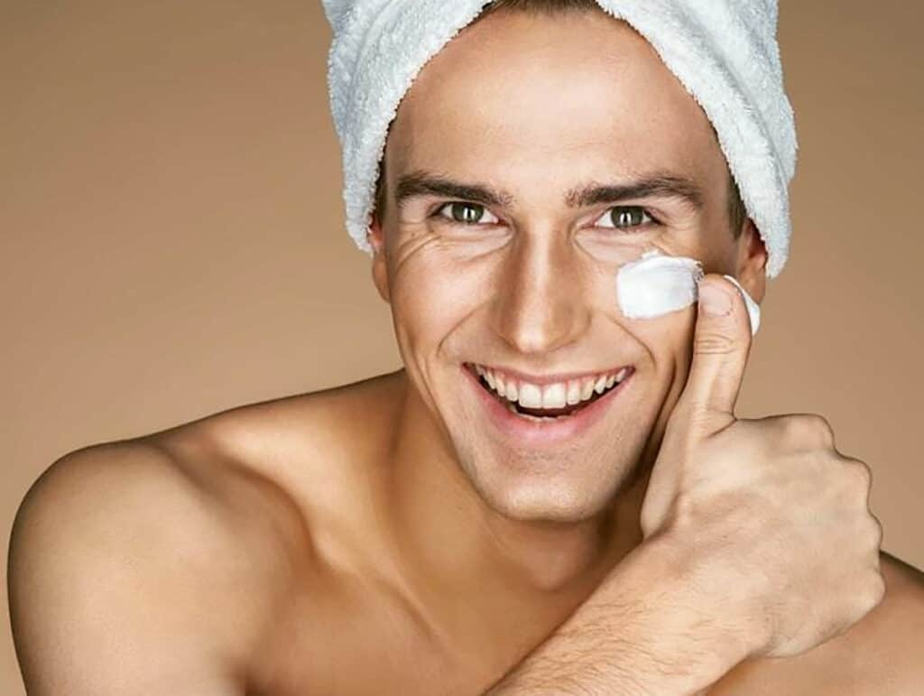 Kết hợp với các bước chăm sóc da khác