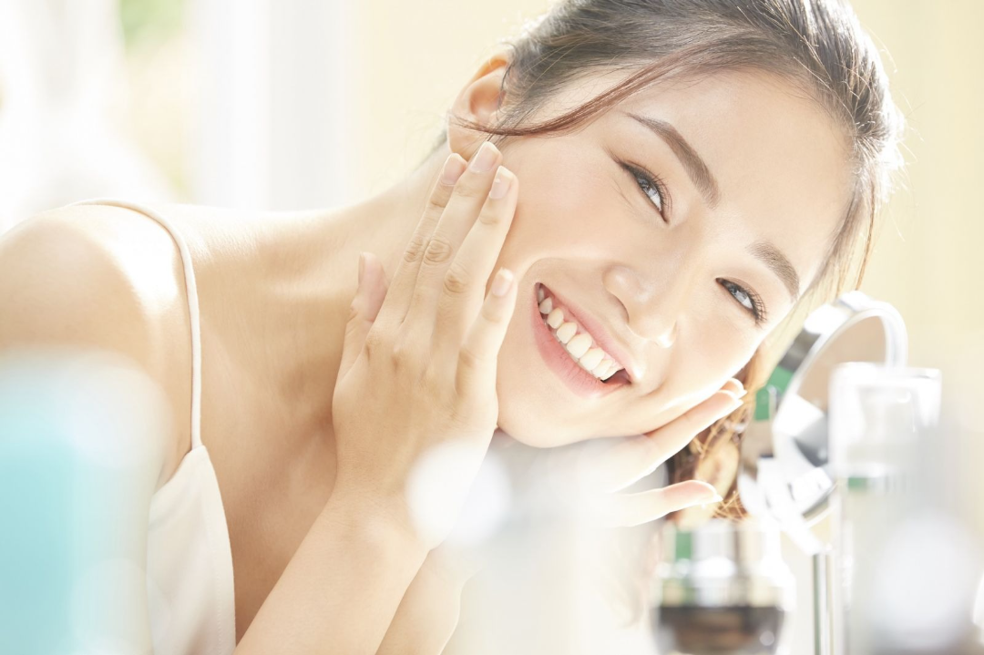 Đặc điểm của sữa rửa mặt dưỡng ẩm?