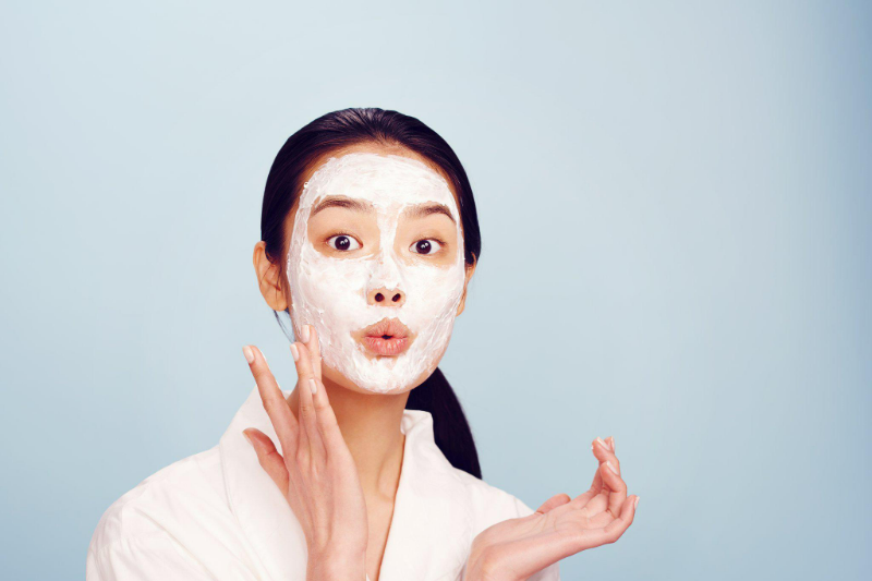 Các sản phẩm trị mụn thâm trên da
