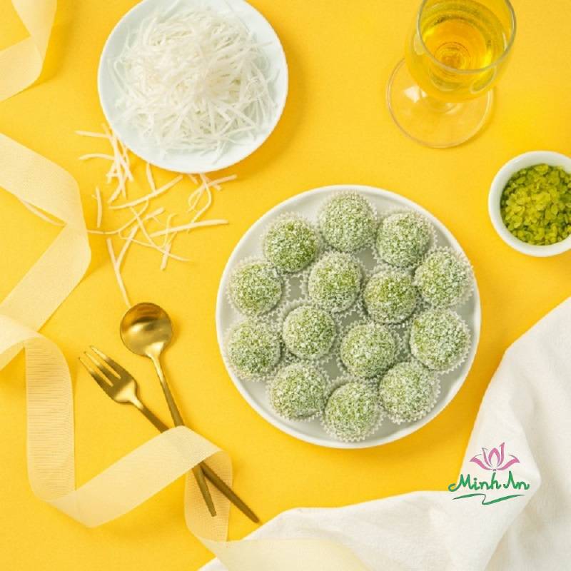 Đĩa bánh mochi cốm